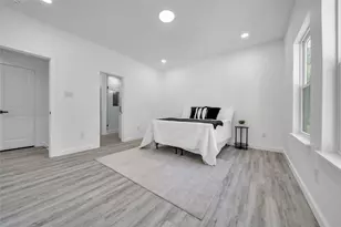 702 W Rochester St, Terrell, TX 75160 - Photo 5