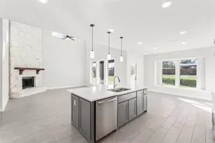 623 Crystal Lk Ln, Red Oak, TX 75154 - Photo 15