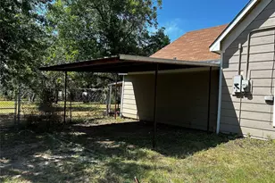 910 W Long St, Stephenville, TX 76401 - Photo 39