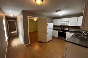 910 W Long St, Stephenville, TX 76401 - Photo 7