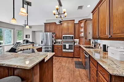 409 Navajo Trail, Lake Kiowa, TX 76240 - Photo 11