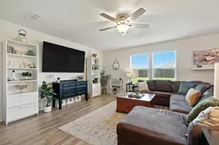 1945 Huisache St, Royse City, TX 75189 - Photo 7