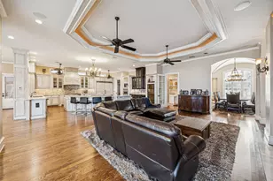 8085 Eagle Mountain Cir, Fort Worth, TX 76135 - Photo 11