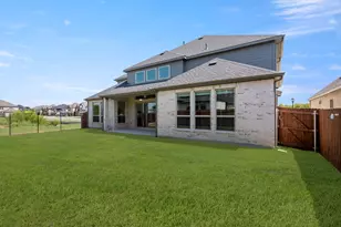 2100 Pelican Dr, Mansfield, TX 76063 - Photo 9