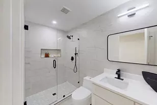 7126 Edgerton Dr, Dallas, TX 75231 - Photo 23