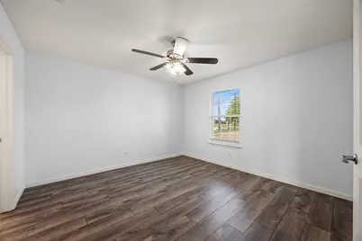 818 N Main Street, Dodd City, TX 75438 - Photo 15