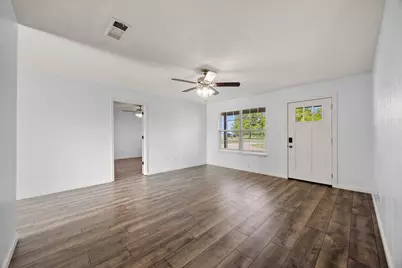 818 N Main Street, Dodd City, TX 75438 - Photo 5