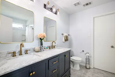 1347 Hayes Street, Cedar Hill, TX 75104 - Photo 15