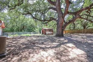 1203 E Apache Trail, Granbury, TX 76048 - Photo 27