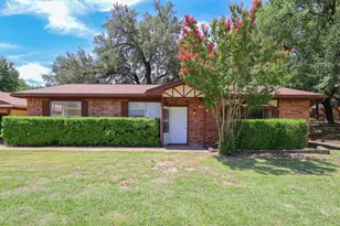 1203 E Apache Trail, Granbury, TX 76048 - Photo 1