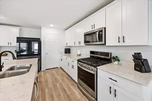 1001 Valerian Dr, Haslet, TX 76052 - Photo 15