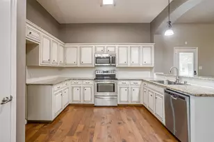 4426 Shady Elm Dr, Mansfield, TX 76063 - Photo 11