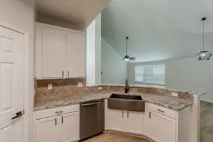 3829 Aldersyde Dr, Fort Worth, TX 76244 - Photo 3