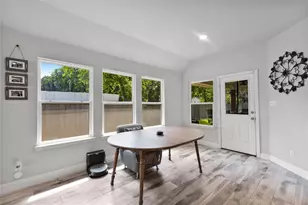 9221 White Settlement Rd, White Settlement, TX 76108 - Photo 15