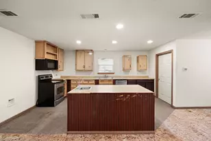 1720 Joyce St, Arlington, TX 76010 - Photo 7