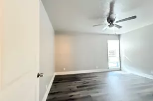 980 S Weatherred Dr, Richardson, TX 75080 - Photo 9