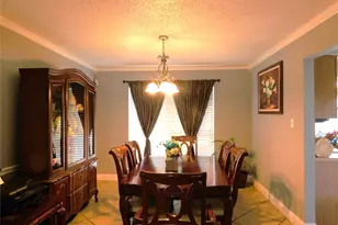 2630 Winslow Dr, Grand Prairie, TX 75052 - Photo 9