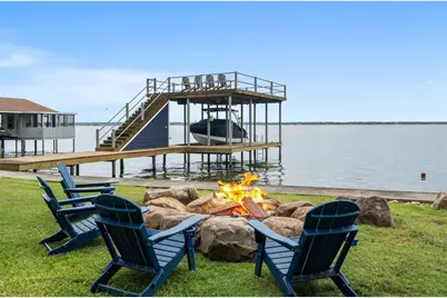 138 Harbor Drive, Gun Barrel City, TX 75156 - Photo 1