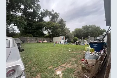 3323 Bataan Street, Dallas, TX 75212 - Photo 17