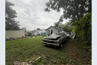 3323 Bataan Street, Dallas, TX 75212 - Photo 19