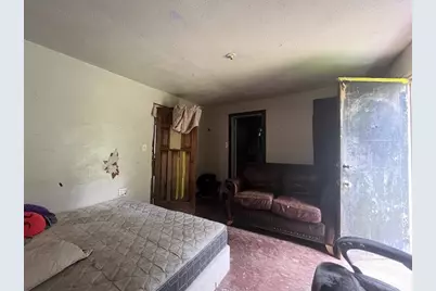 3323 Bataan Street, Dallas, TX 75212 - Photo 15