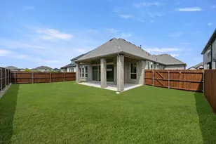 2102 Pelican Dr, Mansfield, TX 76063 - Photo 9
