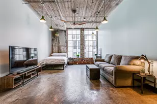 1122 Jackson St, Dallas, TX 75202 - Photo 3