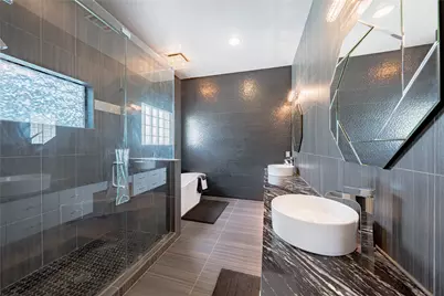 310 Splitrail Drive, Mabank, TX 75143 - Photo 13