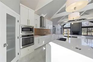 310 Splitrail Dr, Mabank, TX 75143 - Photo 7