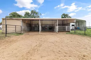 922 S Fm 80, Donie, TX 75838 - Photo 25