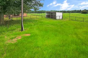 922 S Fm 80, Donie, TX 75838 - Photo 39