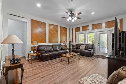 1209 Hillandale Court, Bedford, TX 76021 - Photo 17