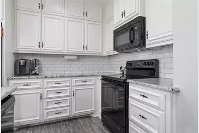 656 Calmwater Court, Mabank, TX 75143 - Photo 9