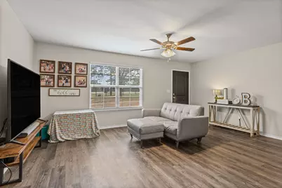 396 Wild Hill Oak Drive, Springtown, TX 76082 - Photo 7