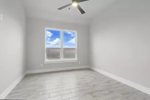 116 Mikasi, Godley, TX 76044 - Photo 3