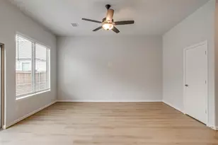 10434 Peonia St, Fort Worth, TX 76126 - Photo 11