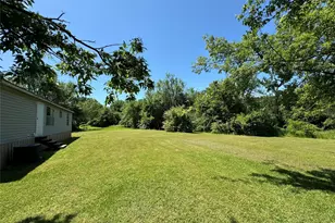 398 Avenue D, Point, TX 75472 - Photo 11