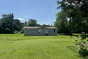 398 Avenue D, Point, TX 75472 - Photo 1