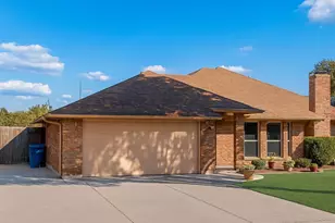 3320 Bryan St, Sachse, TX 75048 - Photo 3
