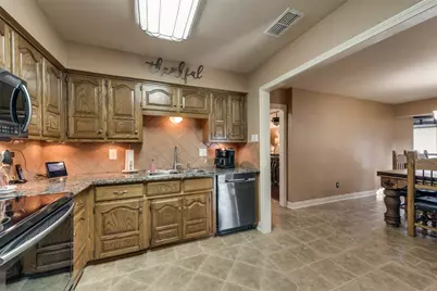 3320 Bryan Street, Sachse, TX 75048 - Photo 11