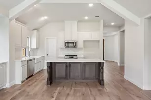 220 Rosewood Dr, Glenn Heights, TX 75154 - Photo 11