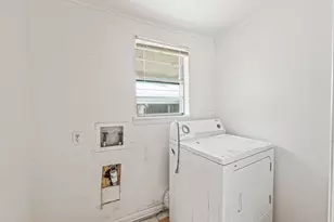 400 S Pecan St, Hamilton, TX 76531 - Photo 11