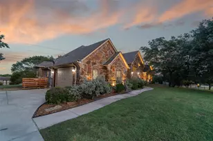 408 Sandridge Dr, Weatherford, TX 76085 - Photo 3