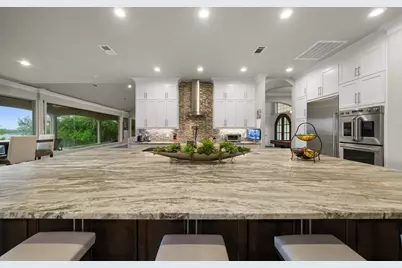 7004 Stone Bluff Court, Granbury, TX 76048 - Photo 9