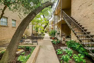 4312 Bellaire Dr S, Fort Worth, TX 76109 - Photo 5