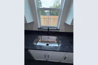 410 N Houston Avenue, Denison, TX 75021 - Photo 3