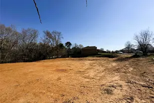 110 Elmwood Ct, Palestine, TX 75801 - Photo 17