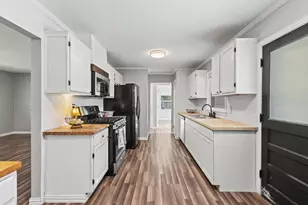 1414 N Binkley St, Sherman, TX 75092 - Photo 9