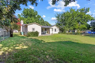 1414 N Binkley Street, Sherman, TX 75092 - Photo 17