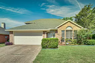 5008 Redwater Dr, Arlington, TX 76018 - Photo 1